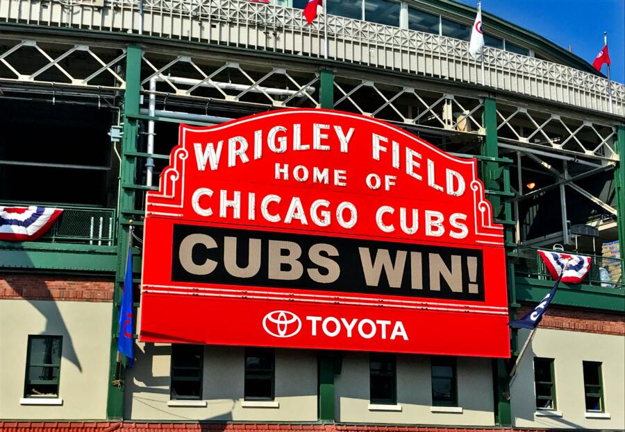 Wrigley Field marquee saying Cubs Win!