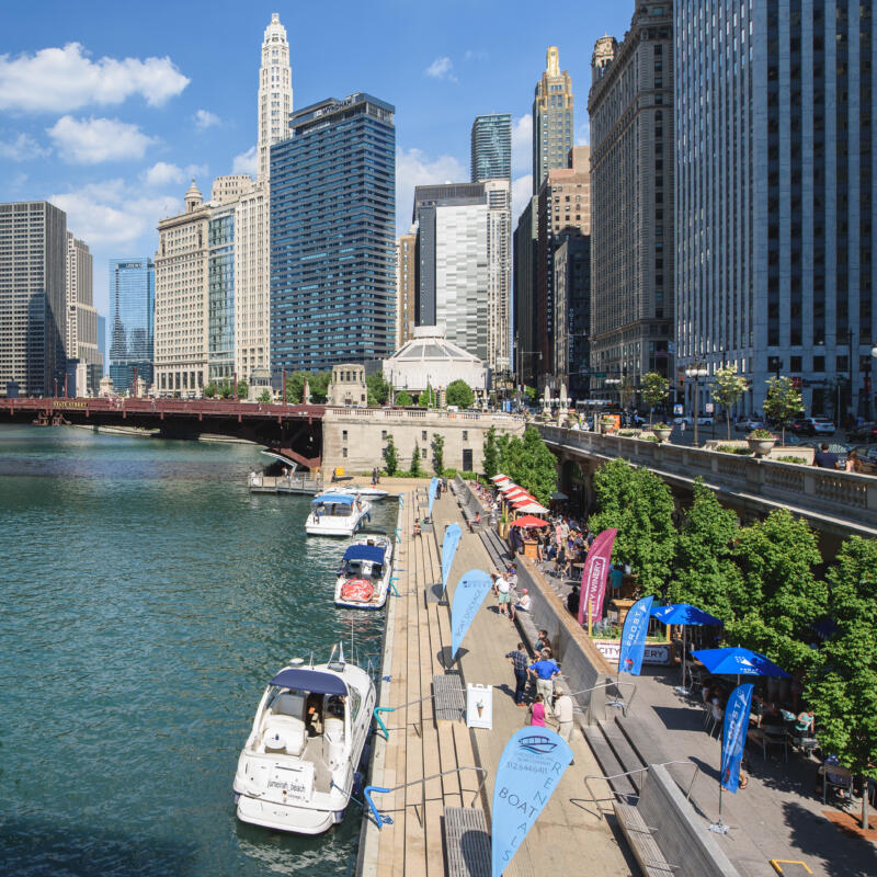 Chicago Greeter InstaGreeter Walks of the Riverwalk
