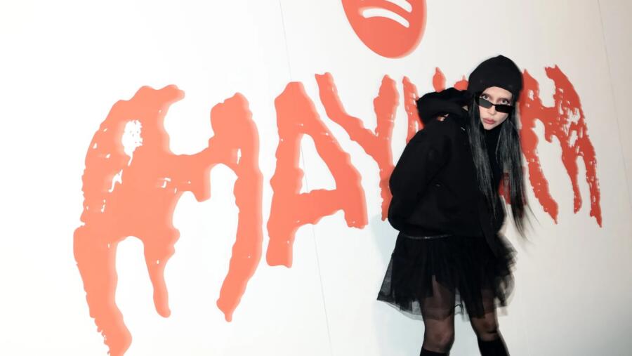 Lady Gaga – The Mayhem Ball Tour