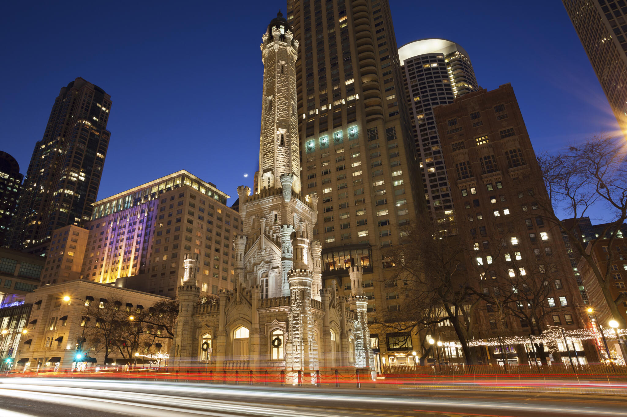 Exploring Chicago Jim Crabb Magnificent Mile The Architecture of Viral Tourism in the Windy City