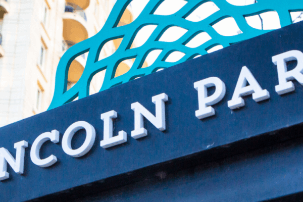 Explore Clark Street in the Lincoln Park neighborhood
