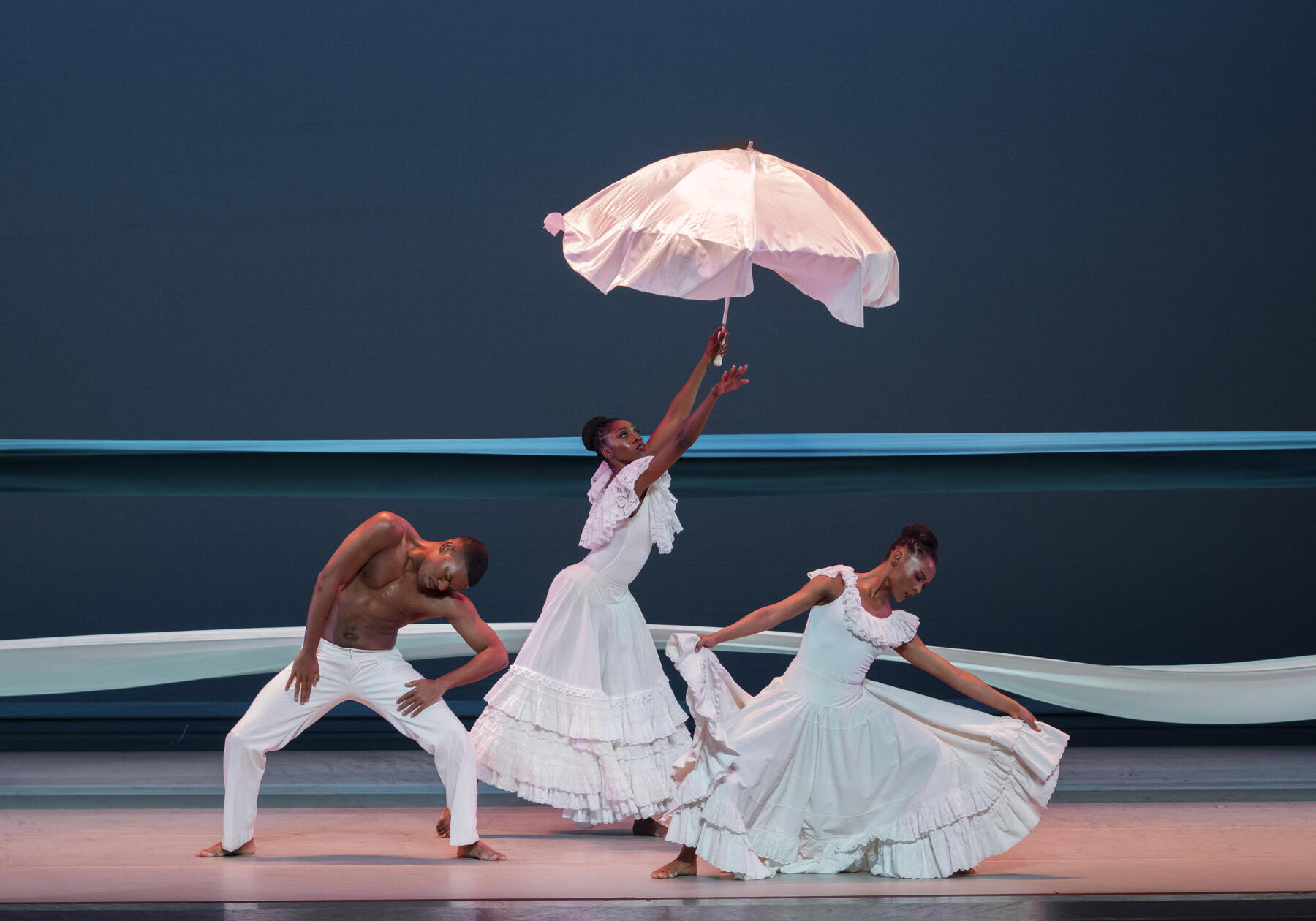 Revelations Choreographer: Alvin Ailey Alvin Ailey American Dance Theater Credit Photo: ©Paul Kolnik paul@paulkolnik.com NYC 917-673-3003