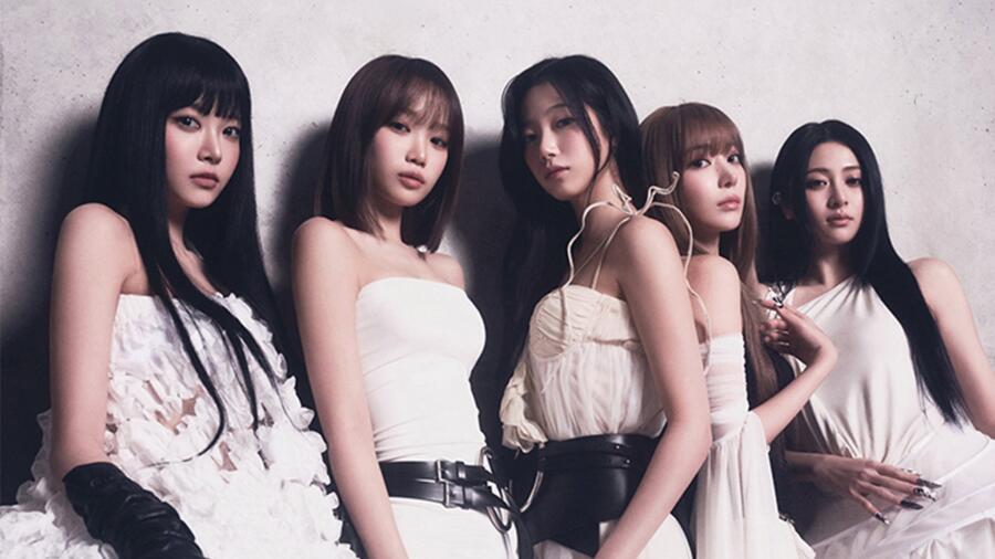 LE SSERAFIM – EASY CRAZY HOT TOUR