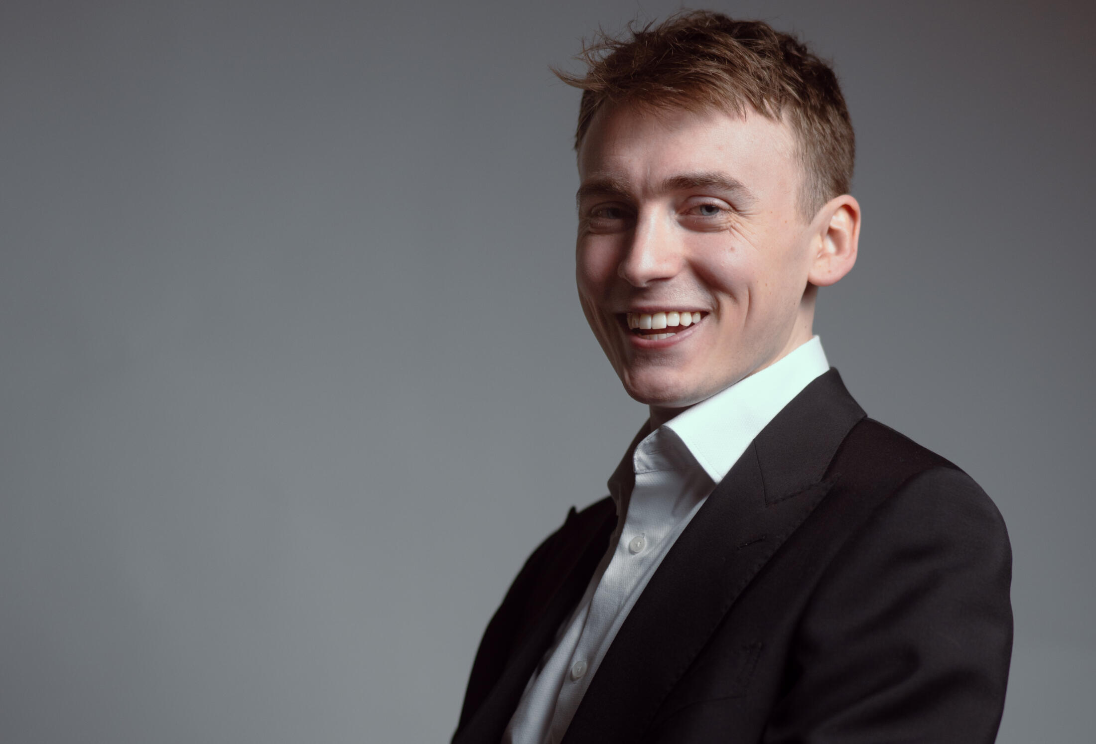 dame-myra-hess-memorial-concerts-robert-brooks-carlson-piano-08-13