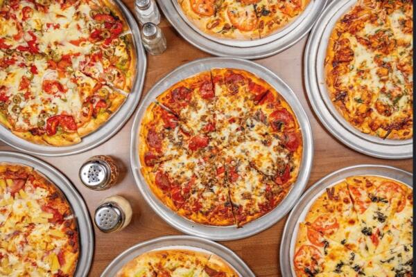 Chicago’s Pizza Image 10