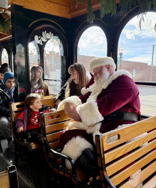 Andersonville Holiday Trolley