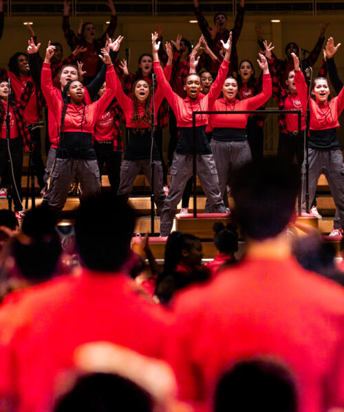 Uniting Voices Chicago Presents Winter Glow! a Festive Concert at Chicago Symphony Center