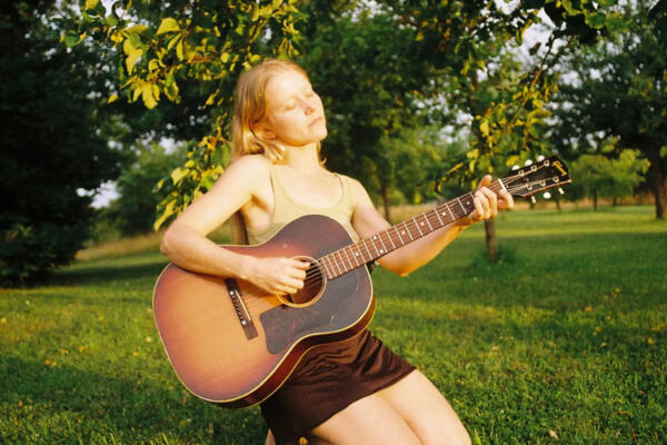 Alice Phoebe Lou – Oblivion Tour