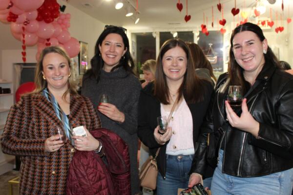 Roscoe Village Wine Walk