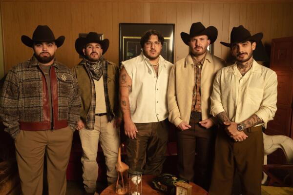 Grupo Frontera – Triste Pero Bien C*brón Tour