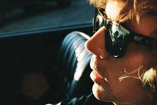 Beck – Ride Lonesome Tour