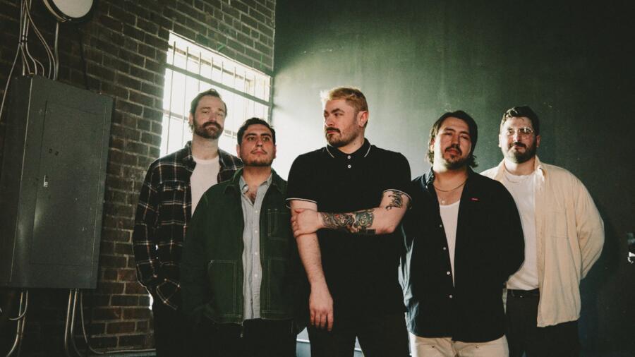 Free Throw – Moments Before The Wind Tour
