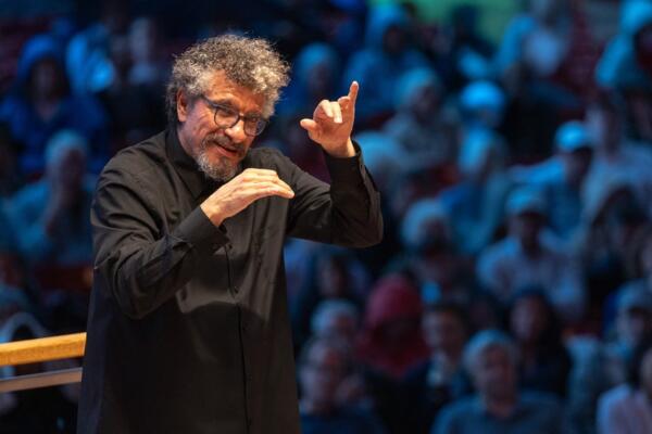 Beethoven Symphony No. 9