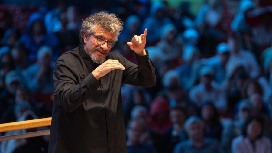 Beethoven Symphony No. 9