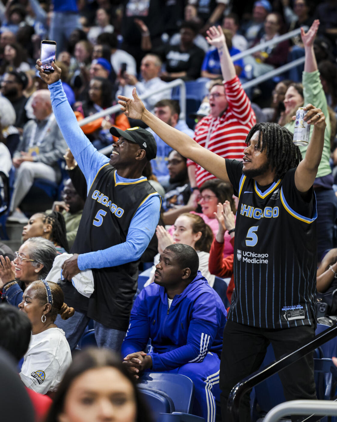 Chicago Sky fans
