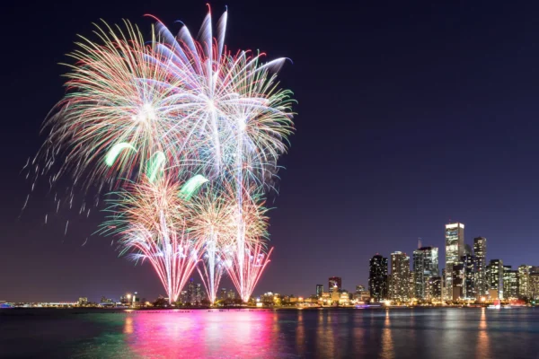 navy-pier-summer-fireworks-photo-scaled