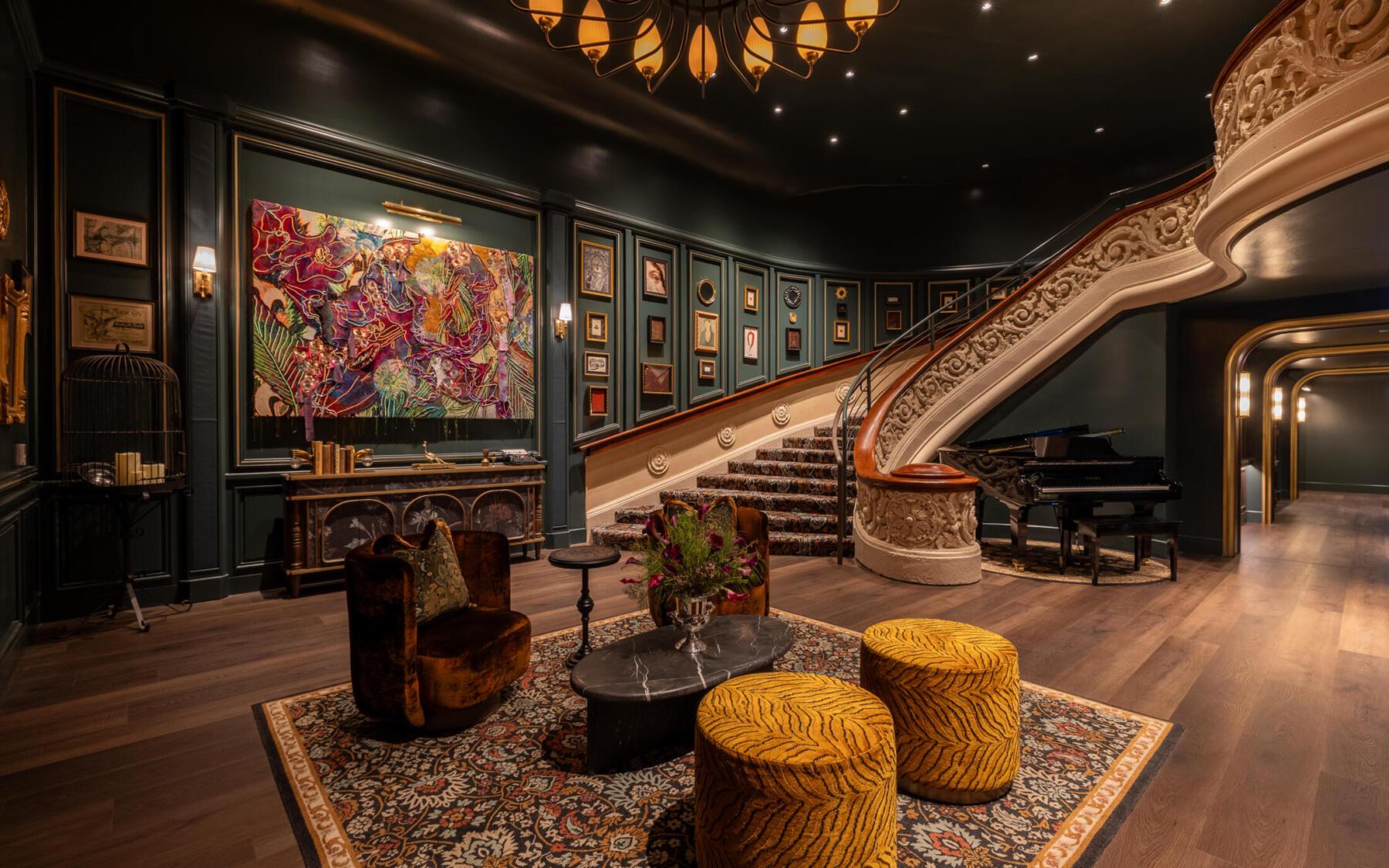 The Hand & The Eye salon