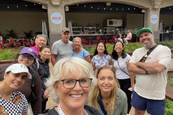 Chicago Greeter Riverwalk InstaGreeter Walk