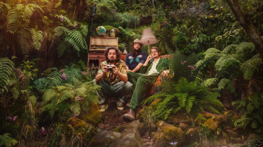 The Longest Johns Live In Concert