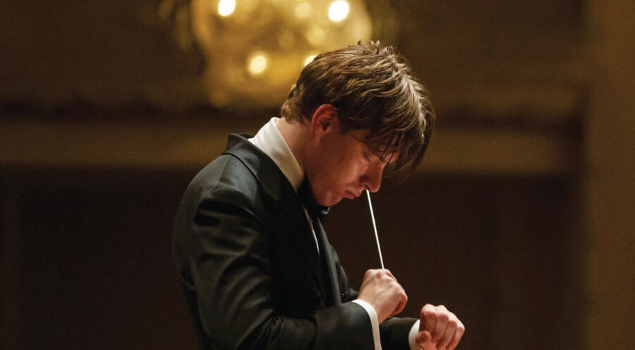 Mäkelä Conducts Sibelius & Shostakovich
