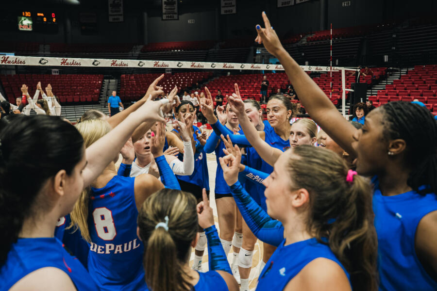 DePaul Athletics Women’s Volleyball