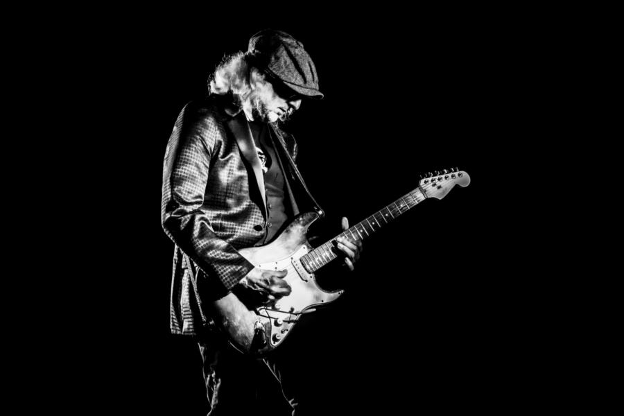 Grammy elected guitarist Michael Charles at Free Blues Friday