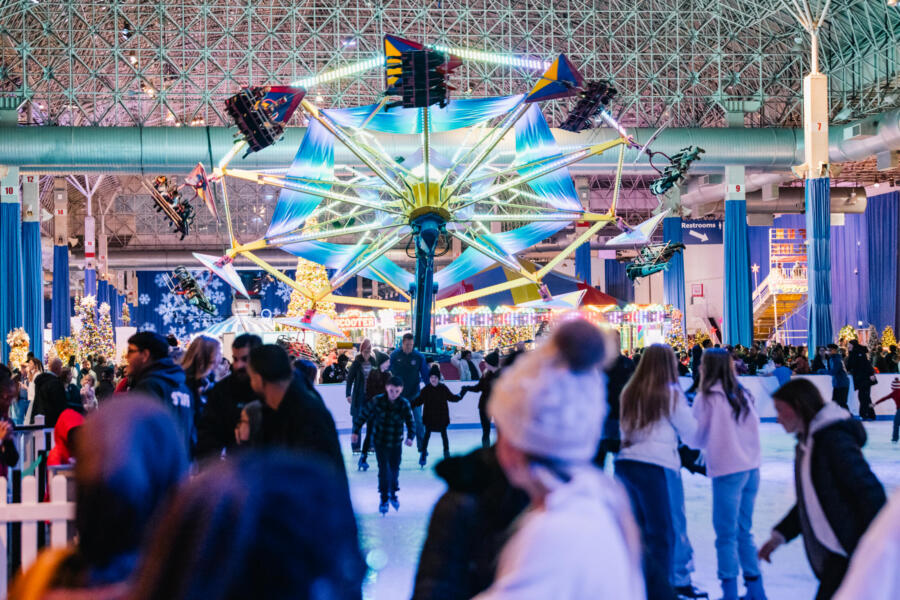 Wintrust Winter WonderFest at Navy Pier